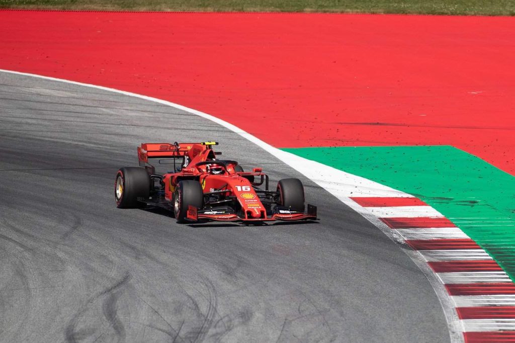I 10 principali bookmaker legali per scommesse sui Motori
